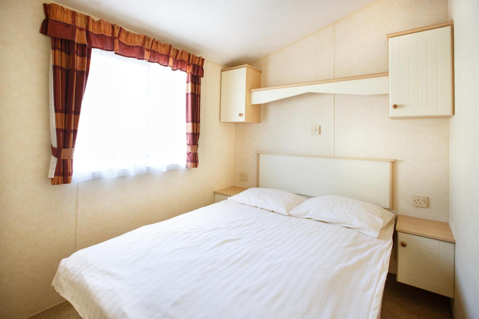 Holiday Golden Resort & Spa Lazy  Room photo